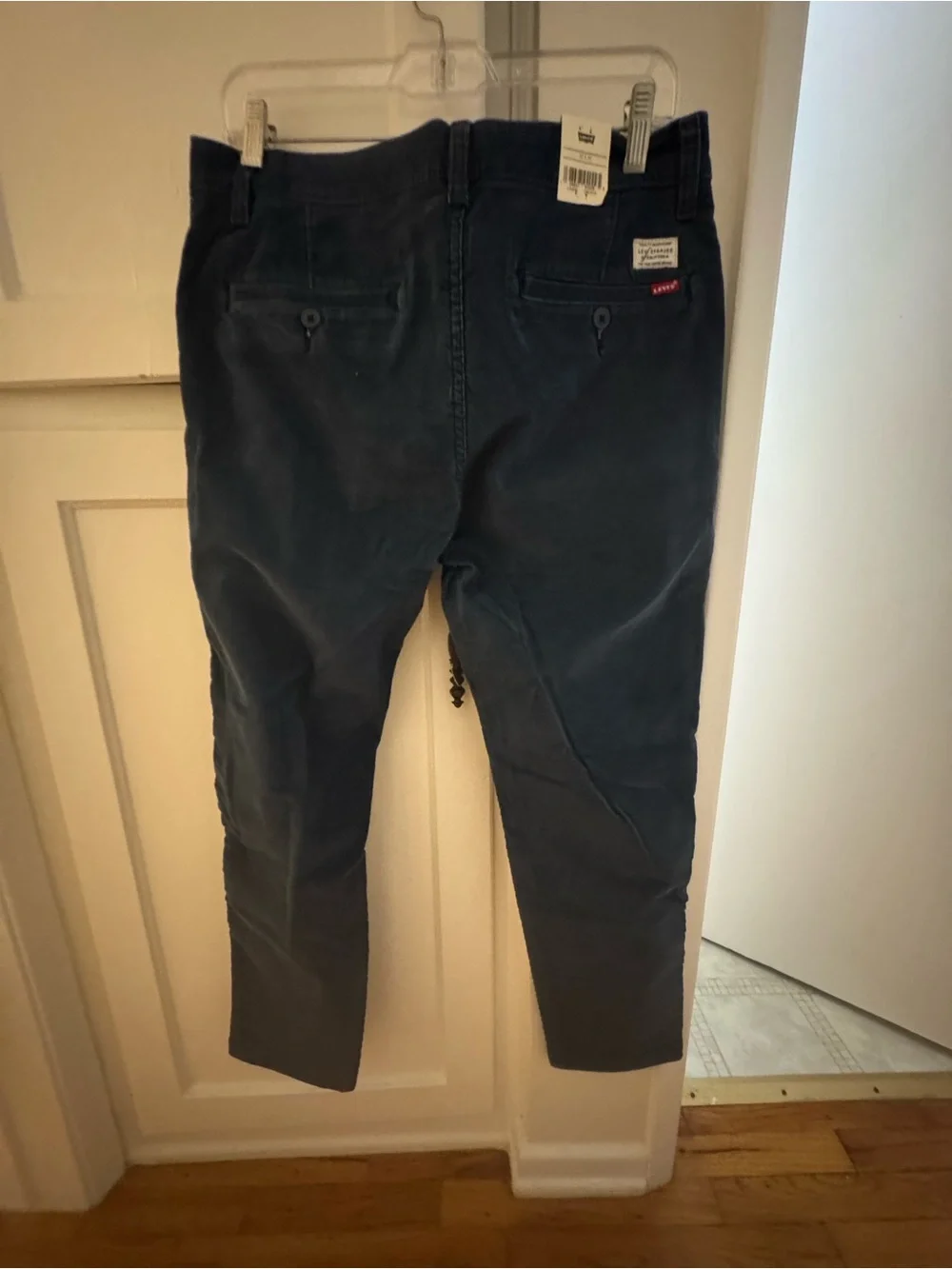 NWT- Levi’s- Xx Chino Standard Taper Corduroy Men's Pants. 32x30. Zodiac Blue